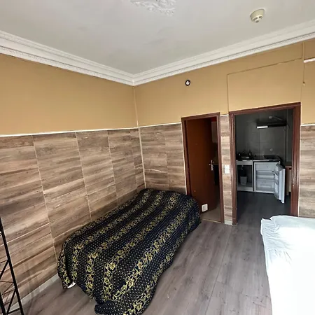 Hotel Simple - Fresh Start 2026 Nice