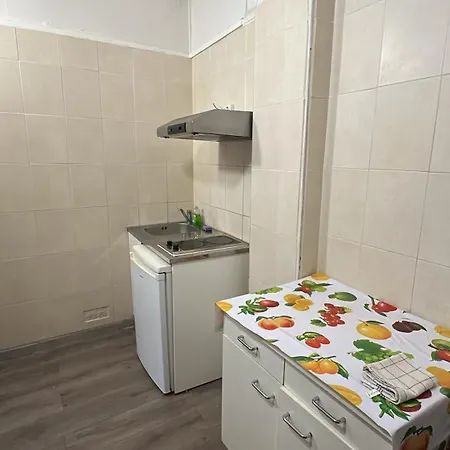 Hotel Simple - Fresh Start 2026