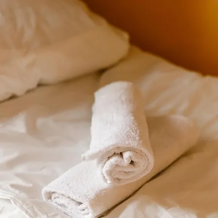 Hotel Simple - Fresh Start 2026