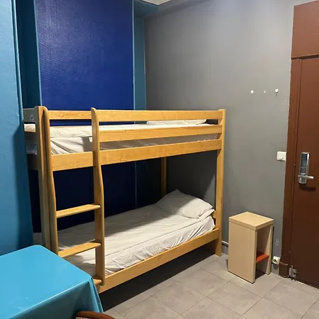 Hotel Simple - Fresh Start 2026 *