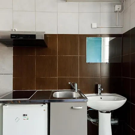 Simple - Fresh Start 2026 Hotel
